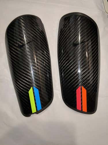 *2 * sets of Nike Mercurial BLADE shin guards *CARBON FIBER*