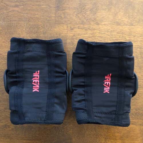 Adidas Freak Flex Elbow Pad