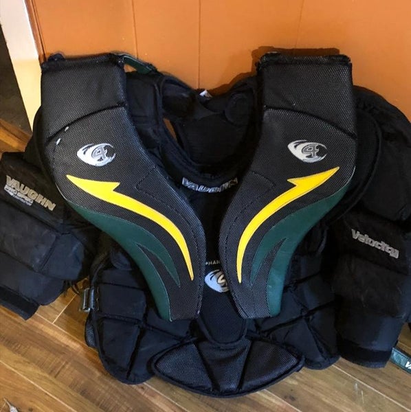 Vaughn V4 7600 Large Chest Protector Pro Spec