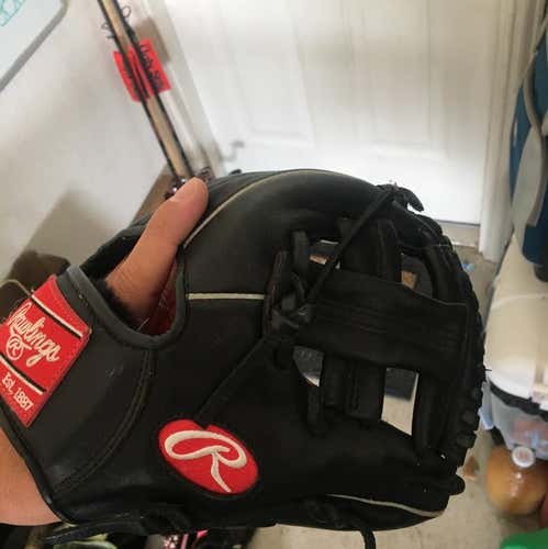 Easton+Rawlings 9.5”+A2000 Pudge+A2000 12.75”