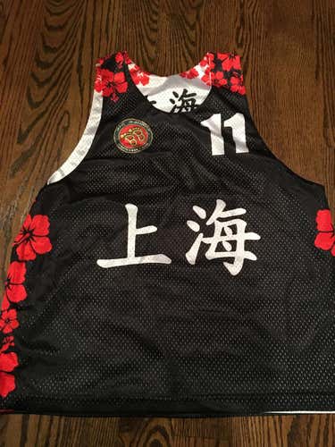 Shanghai Lacrosse Pinnie