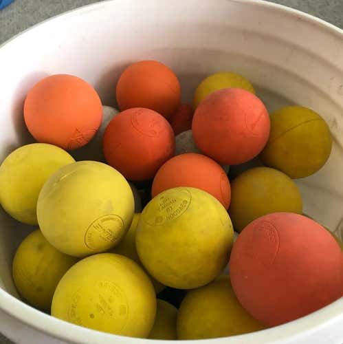 25 Lacrosse Balls