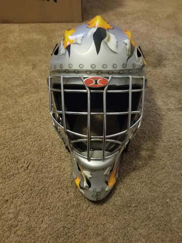 Goalie Mask Senior Itech fits medium to large new straps