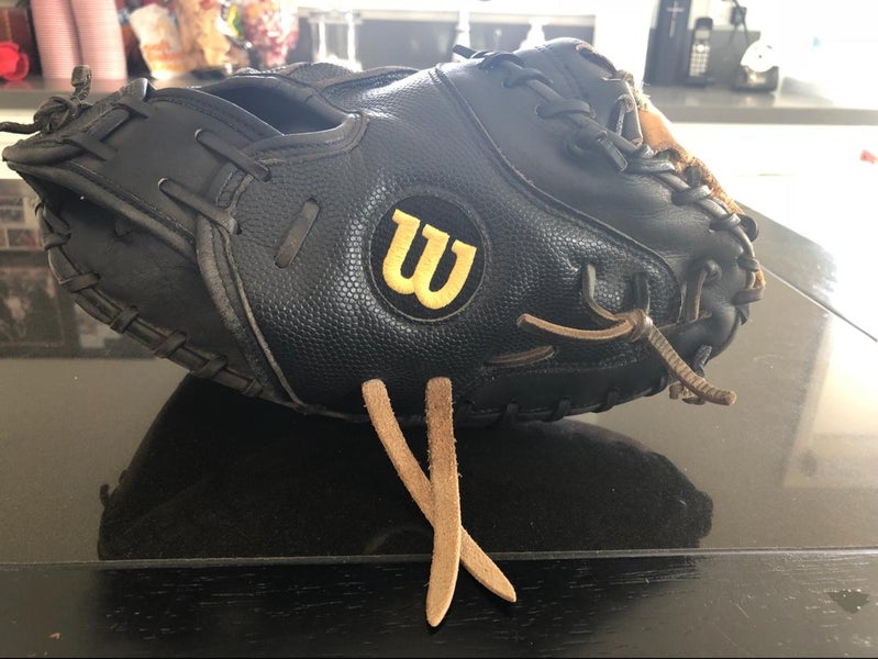 Wilson A2000 34” Catchers Glove
