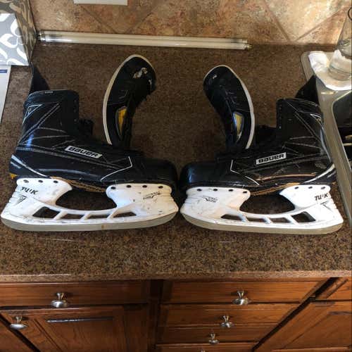 Pro stock Bauer 1s 10.5D Skates With MX3 Tongue