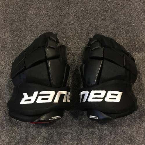 Bauer Vapor Gloves Black 13”