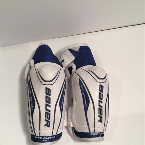 Like New Bauer Nexus Junior Elbow Pads