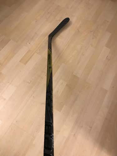 Bauer ADV stick dressed as 1S 82 flex