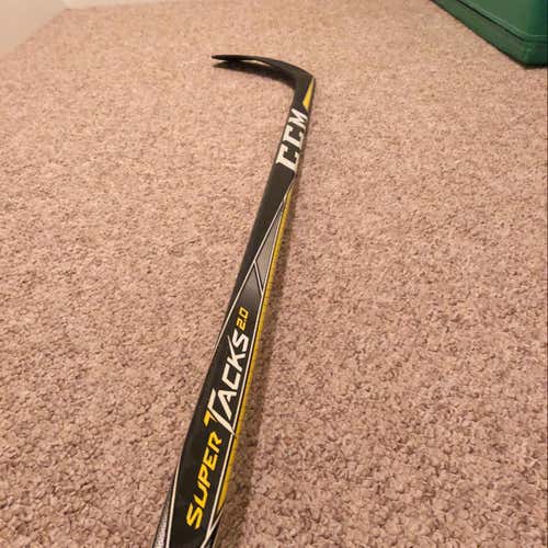 CCM Super Tacks 2.0 Senior Rh P40 Mackinnon