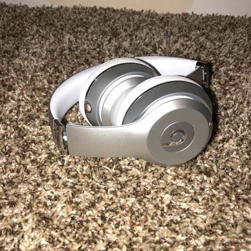 Beats Solo3 Wireless Headphones