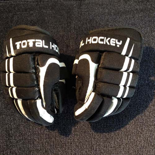 Total Hockey Youth Gloves