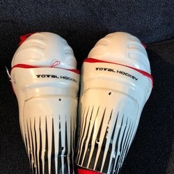Total Hockey Shin Pads