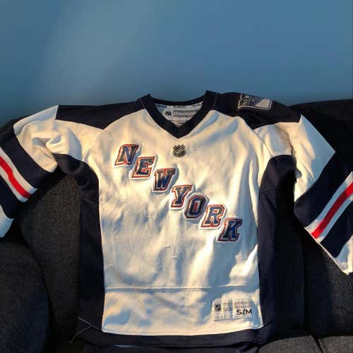 New York Rangers Jersey (Youth Small/Medium)