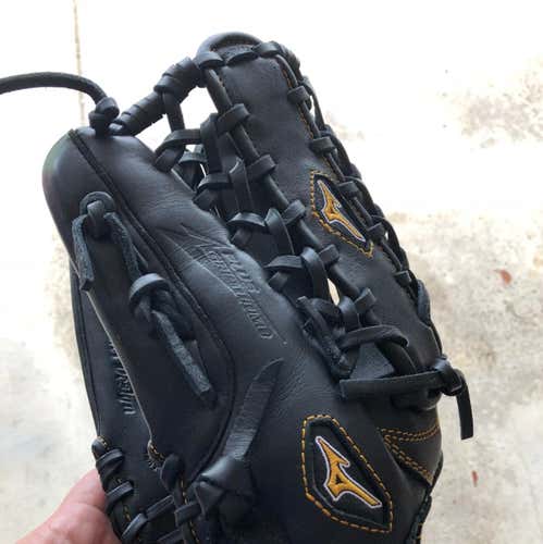 LHT Mizuno Future Pro Outfielder Glove