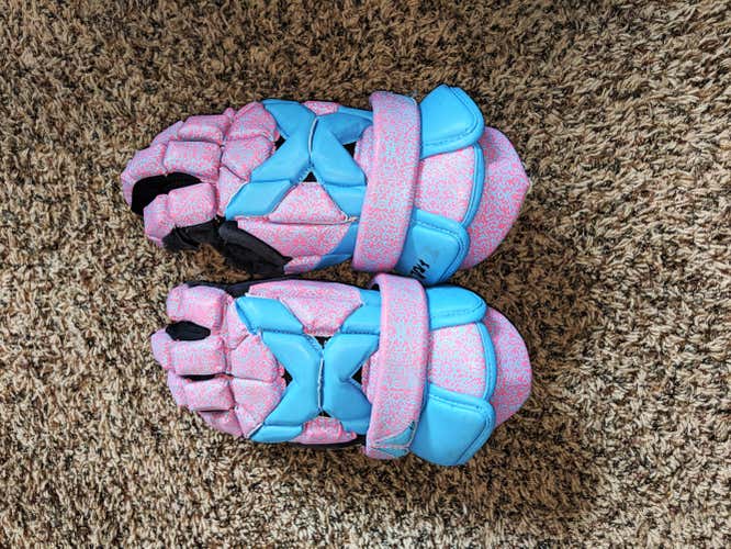 Custom Pink/Carolina Brine Thrillers