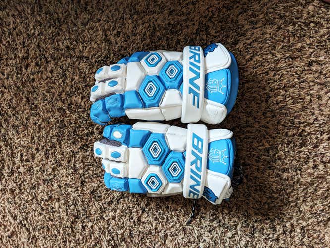 University of North Carolina Brine Triumph Gloves