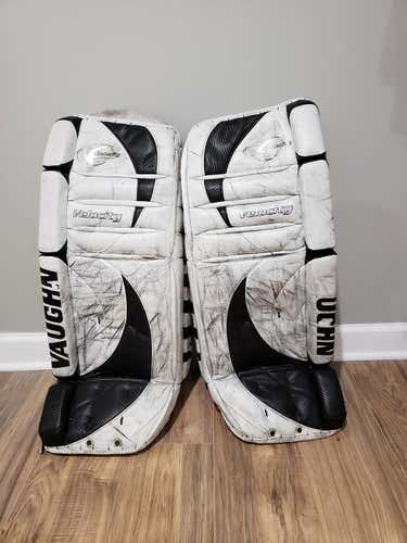 Vaughn Velocity V2 Goalie Leg Pads 33"