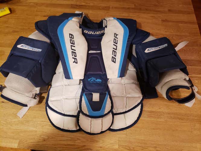 Bauer Goalie Chest Protector Intermediate,large white and Blue