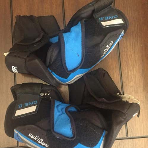 Bauer Supreme One.8 Elbows