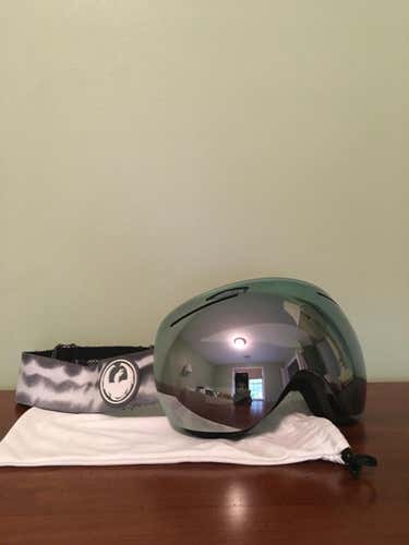 New Dragon X1 Goggles - Comes with spare lenses