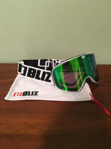 New Bliz Flow Goggles - Green Mirror Lense + Rose and Yellow Spare Lenses