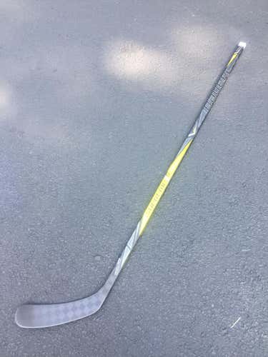 BAUER 1S PRO STOCK STICK MIKE GREEN