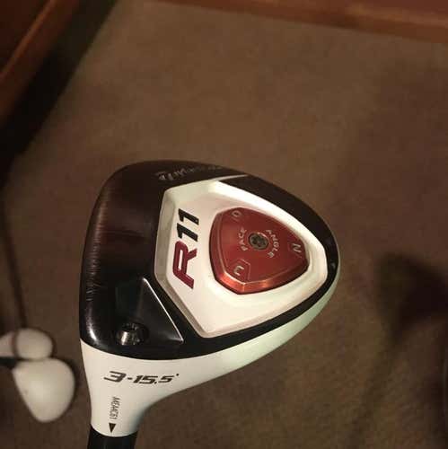 Taylormade R11 3 Wood 15.5* Left Handed LH Regular Flex