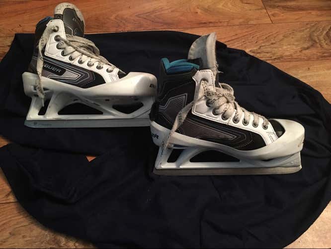 Bauer Reactor 7000 Jr. Goalie Skates - Size 4D