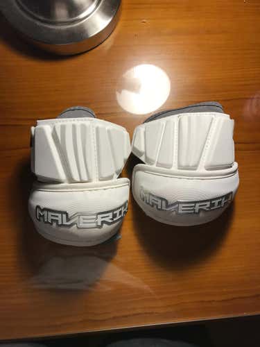 New Maverik Max Arm Pads