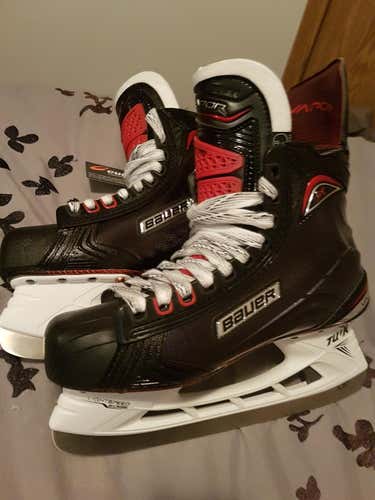 New Bauer 1X Skates Senior Size 8.0D