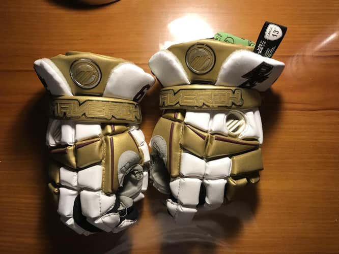 Boston College Maverik M3 Gloves (Size 13)