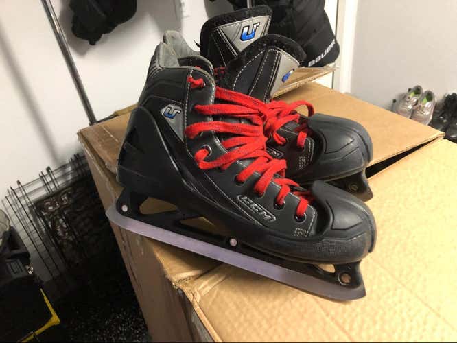 CCM U Goalie Skates Size 9.5
