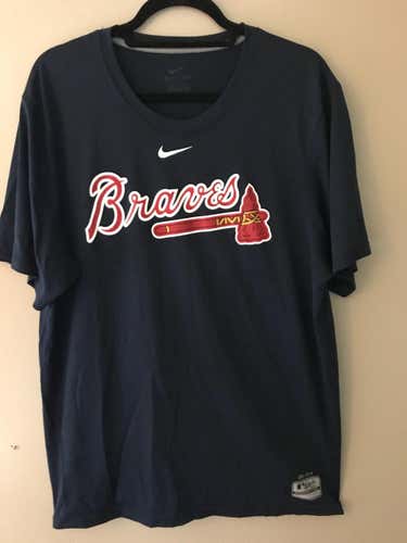Atlanta Braves Nike dry fit shirt