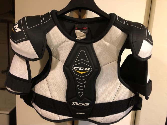 CCM Ice Hockey Chest Protector