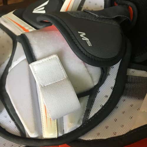 Easton M5 Chest Protector