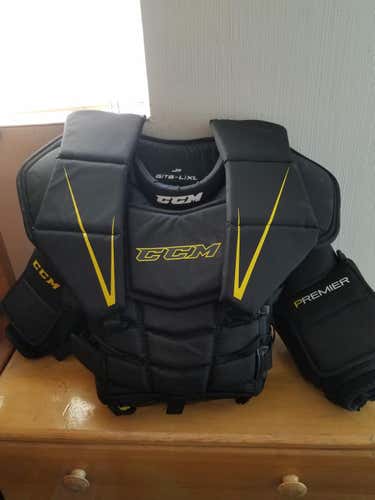 CCM Premier Jr L/XL Goalie Chest and Arm Protector Goalie Chest Protector Junior