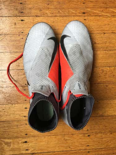 Nike Phantom VSN Elite Size: 10