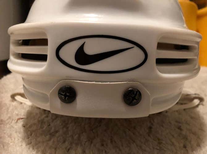 Nike Bauer 4000L Large White