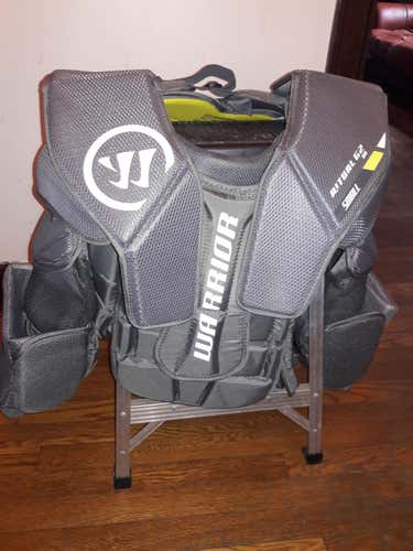 New Warrior Ritual G2  Chest and Arm Protector Goalie Chest Protector Senior