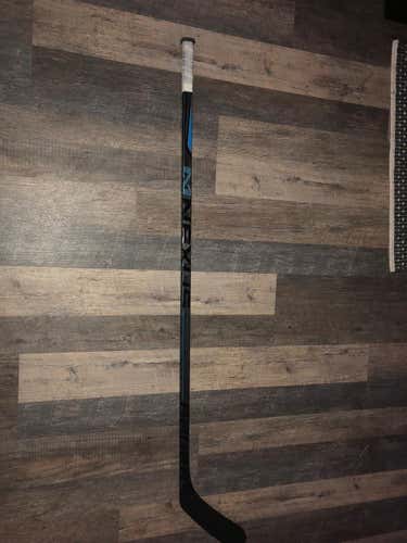 Bauer Nexus 8000 Stick Lefty Mid 86 - 90 Senior