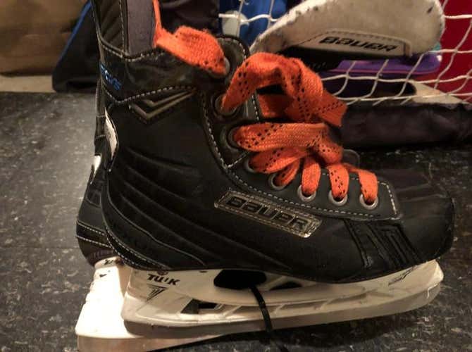 Bauer Nexus 5000 Hockey Skates