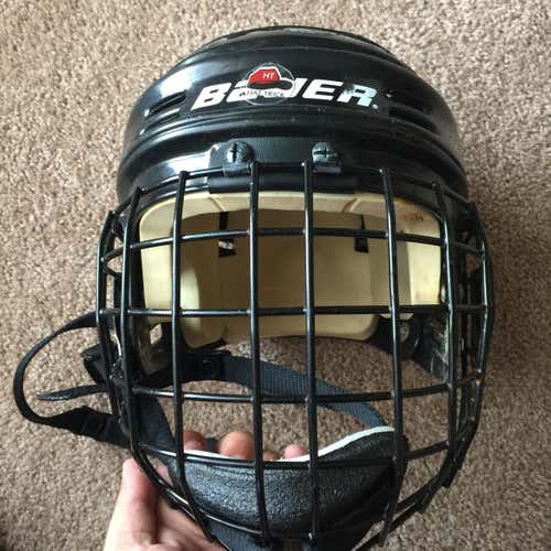 Youth Medium Bauer Helmet