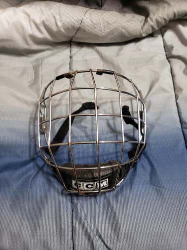 CCM chrome helmet cage