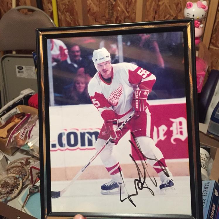 AUTOGRAPHED: Larry Murphy Picture- FRAMED (Detroit Red Wings)