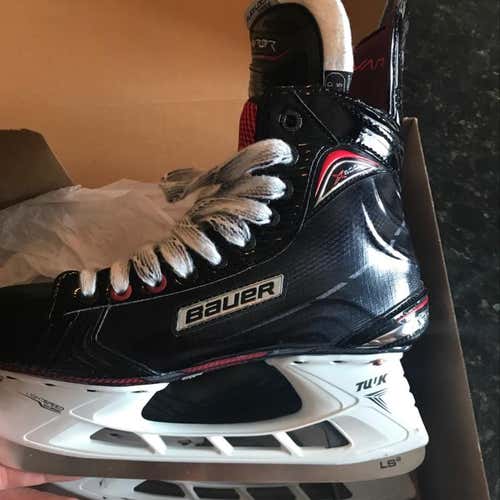 Bauer X800 Skates