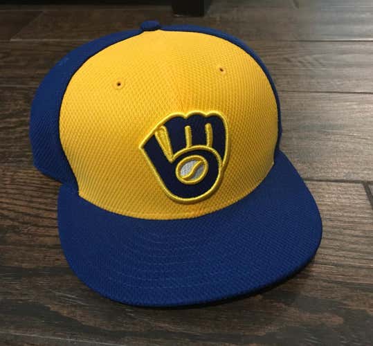 Brand New Brewers Hat Size 7 1/2