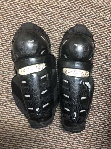 CCM Shin Pads Senior