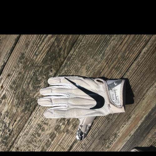 Like new Nike gloves