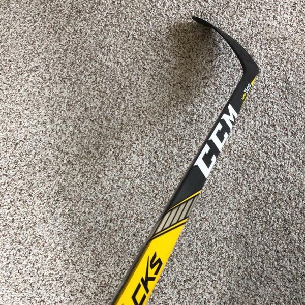 Pro Stock CCM Tacks RH P28 90 Flex Stick