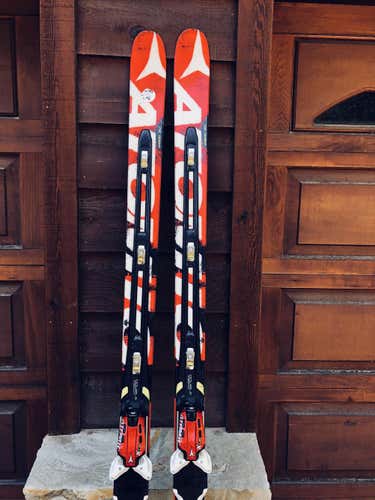 Atomic Redster 210 FIS Super G skis (45m)